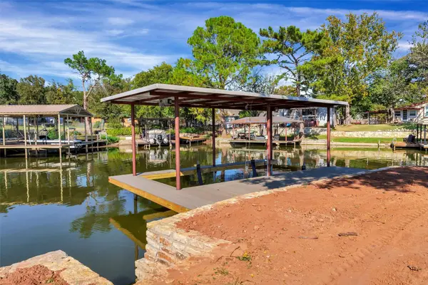 4504 E Kenwood Court, Granbury, TX 76049