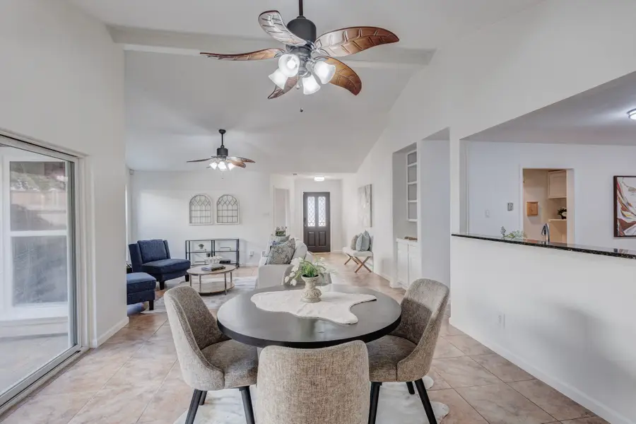 1417 Autumn Chase Square, Bedford, TX 76022 - Image #3