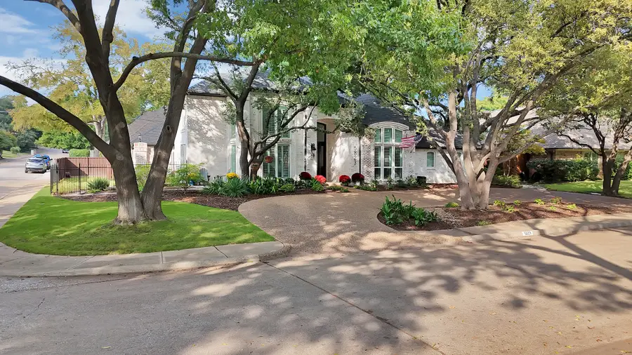 5823 Flintshire Lane, Dallas, TX 75252 - Image #3