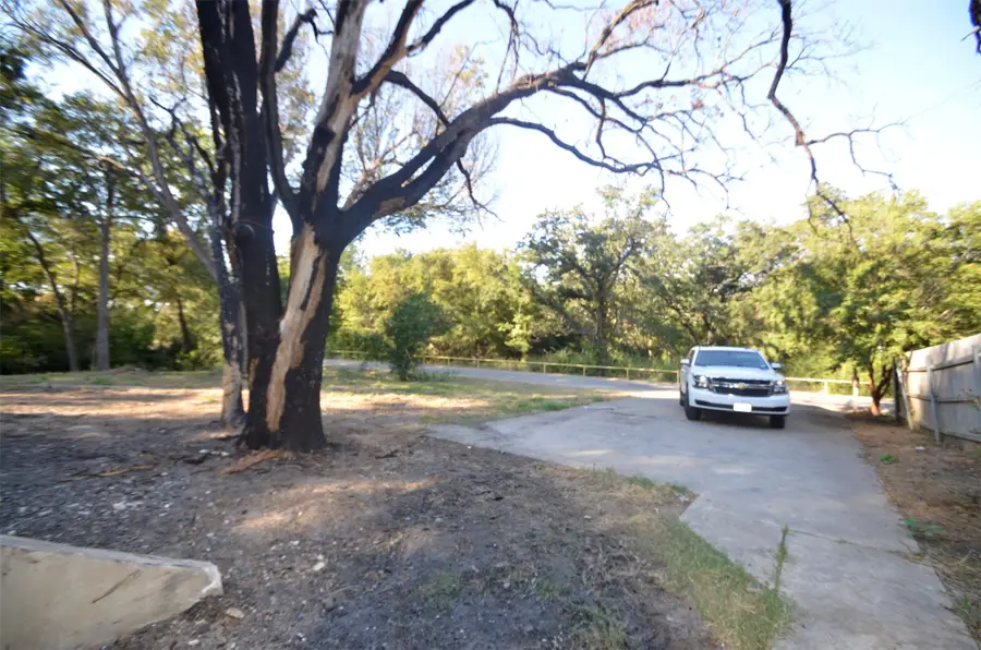 1125 Lake Road, Gordonville, TX 76245 - Image #3