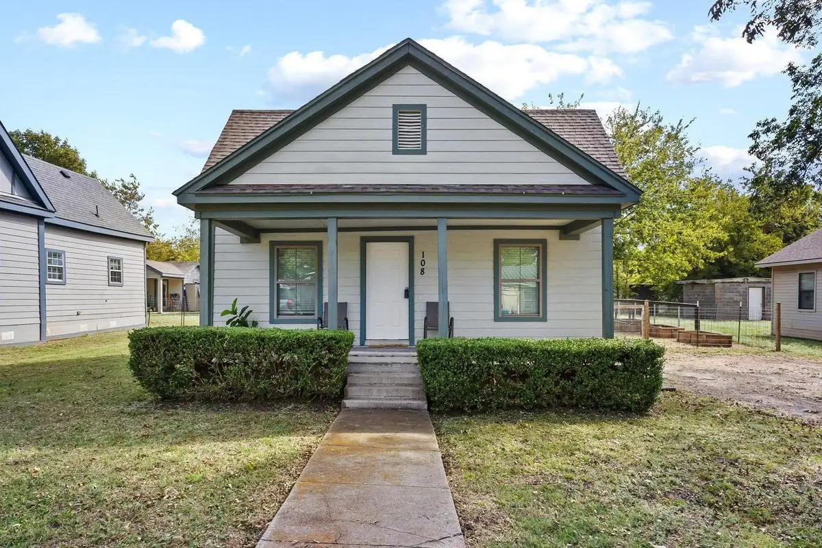 108 Holcombville Road, Tom Bean, TX 75489 - Image #1