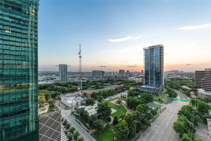 2900 Mckinnon Street #1503, Dallas, TX 75201 - Image #3