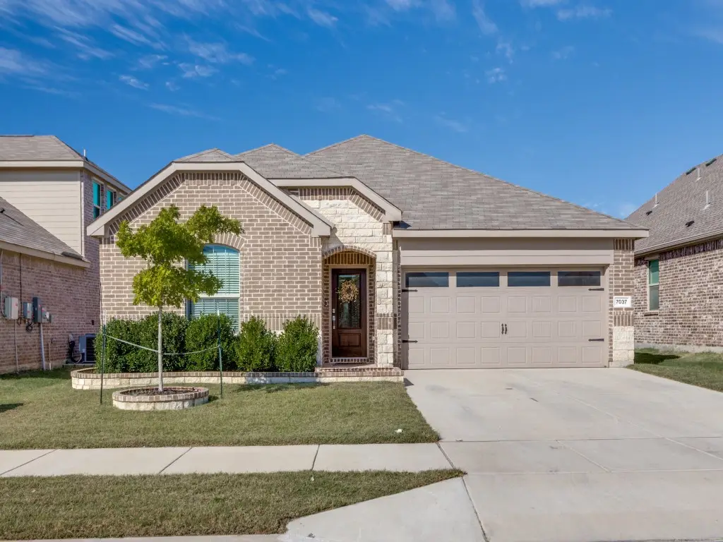 7037 Waterfowl Lane, Fort Worth, TX 76179 - Image #1