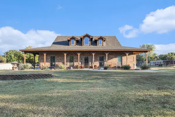 12384 J Rendon Road, Burleson, TX 76028