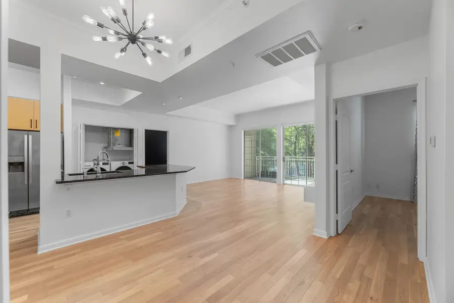 3225 Turtle Creek Boulevard #120, Dallas, TX 75219 - Image #2