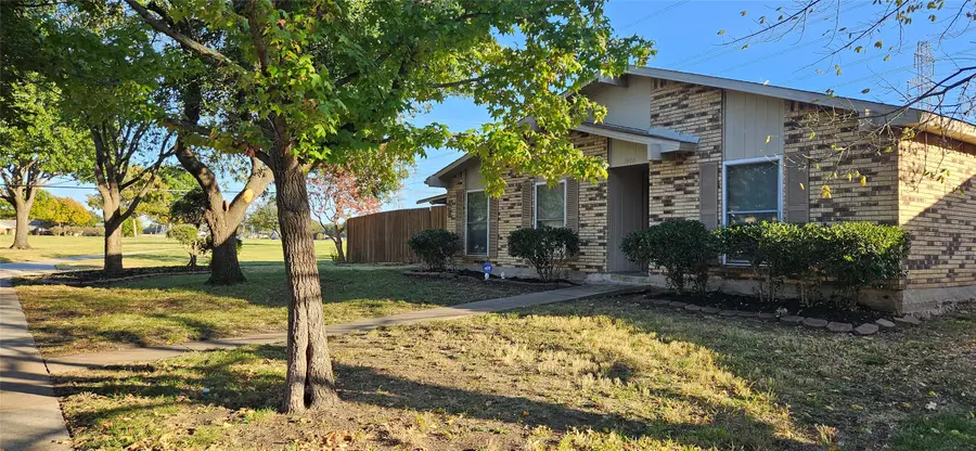 1900 Apple Valley Road, Plano, TX 75023 - Image #2