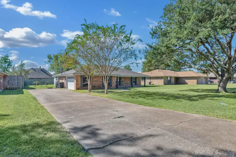 4417 Parkridge Drive, Benton, LA 71006 - Image #2