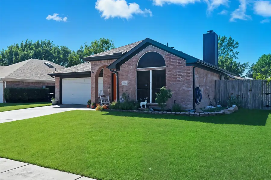 1148 Darren Drive, Burleson, TX 76028 - Image #2