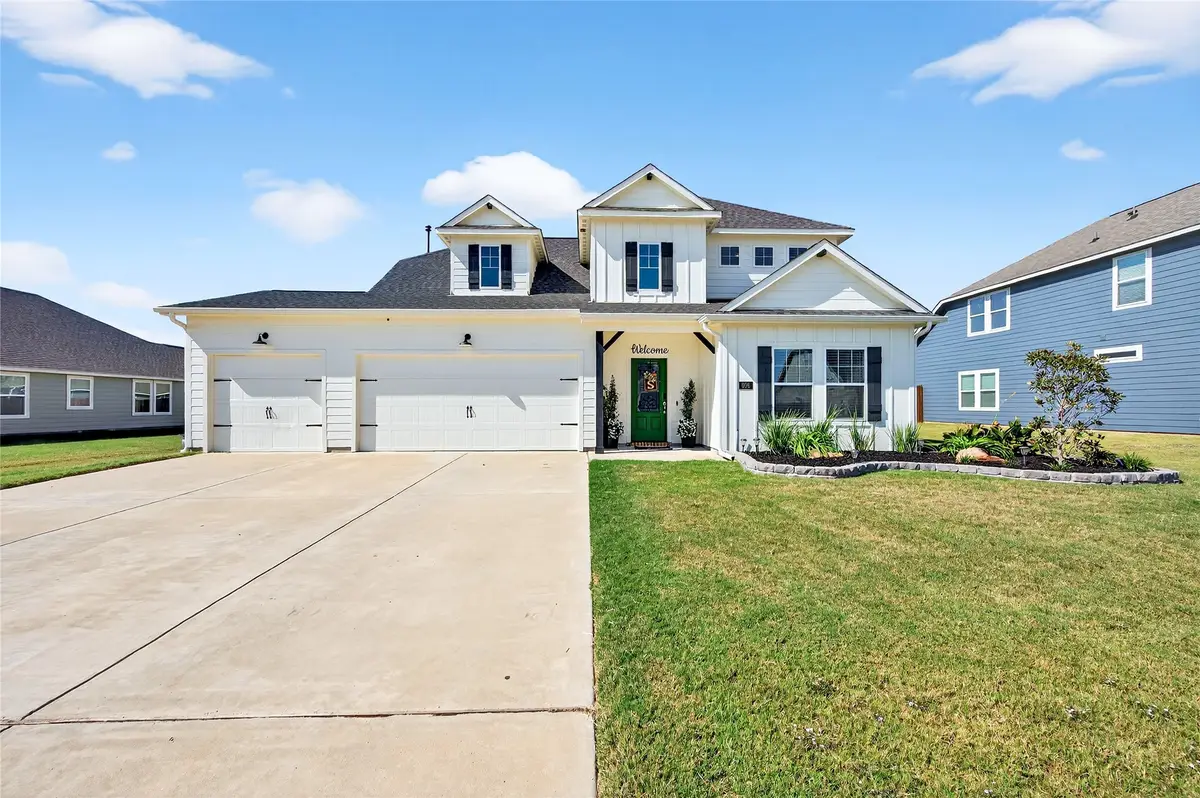 608 Finlee Way, Tioga, TX 76271 - Image #1