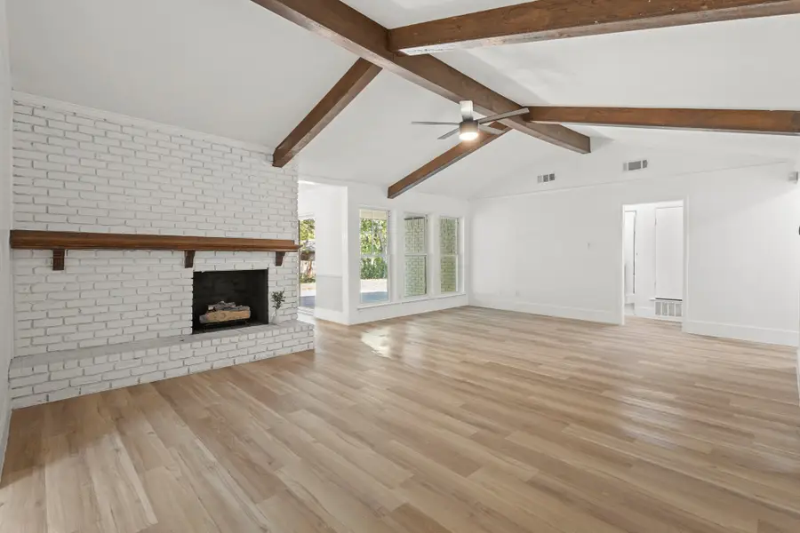 241 Wesley Drive, Desoto, TX 75115 - Image #2