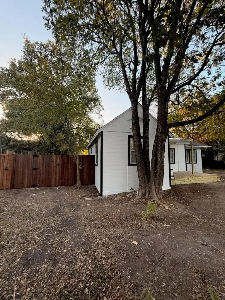 719 N Jefferson Street, Lancaster, TX 75146 - Image #3