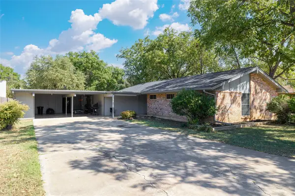 2302 11th Street, Brownwood, TX 76801