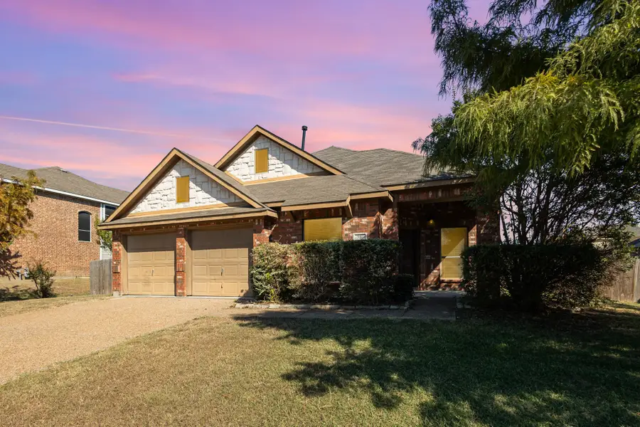 724 Candle Meadow Boulevard, Desoto, TX 75115 - Image #2