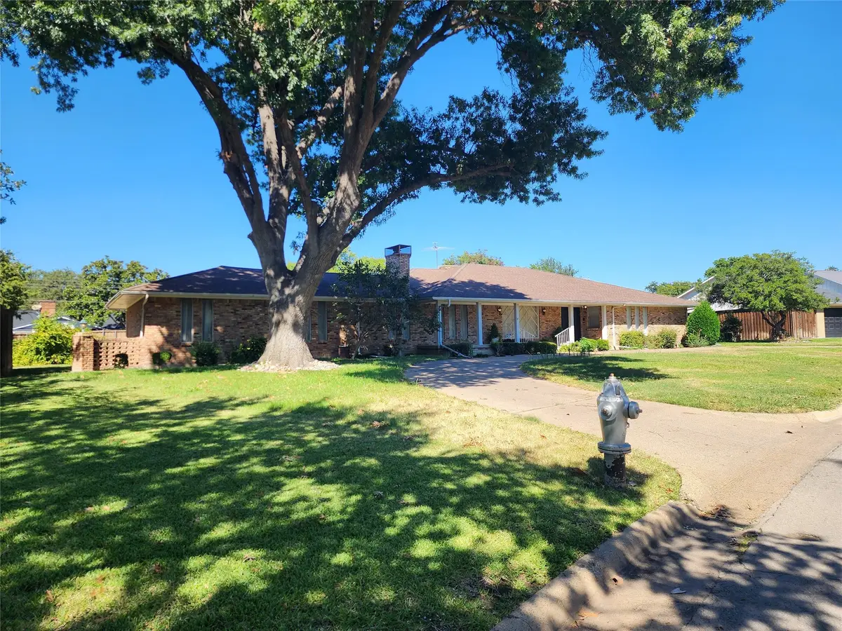 7025 Oakbluff Drive, Dallas, TX 75254 - Image #1