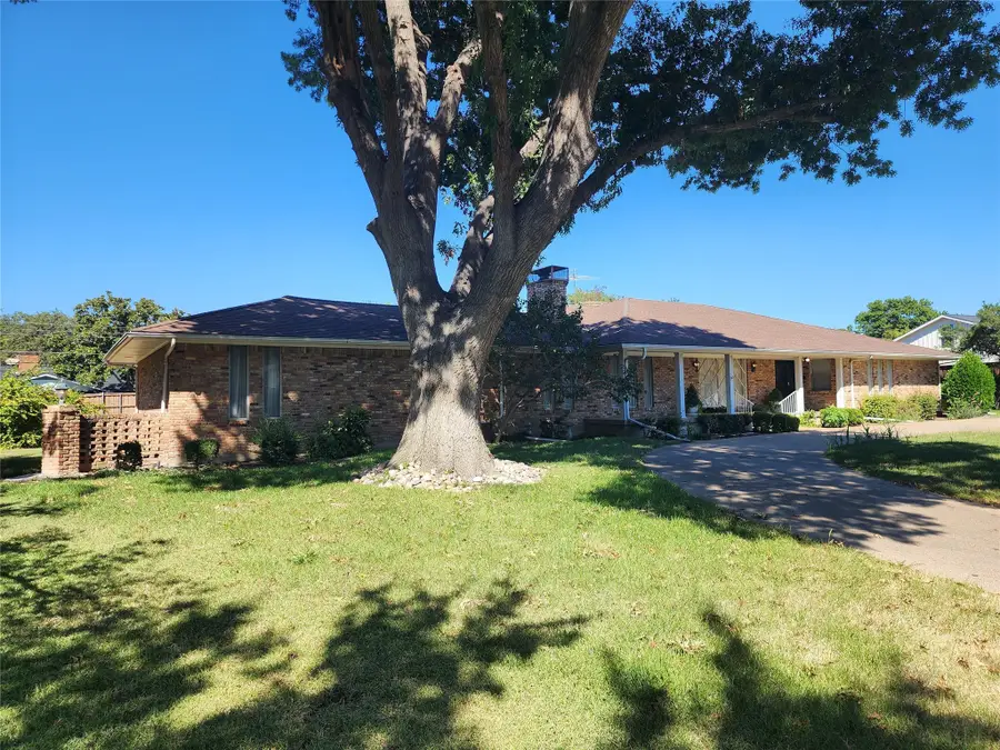 7025 Oakbluff Drive, Dallas, TX 75254 - Image #2