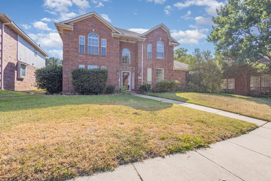 2514 Fallview Lane, Carrollton, TX 75007 - Image #2