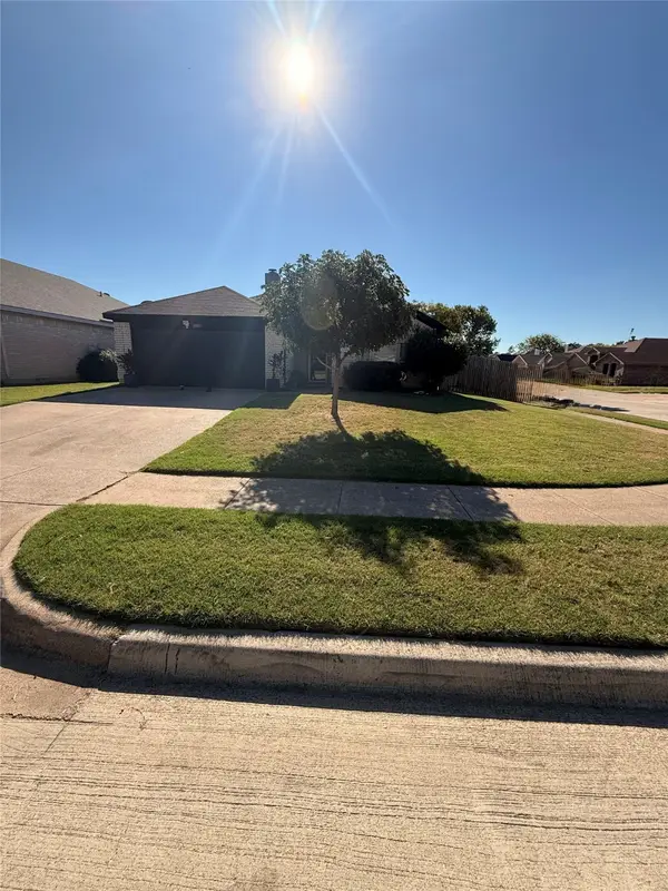 4816 Topaz Lane, Granbury, TX 76049