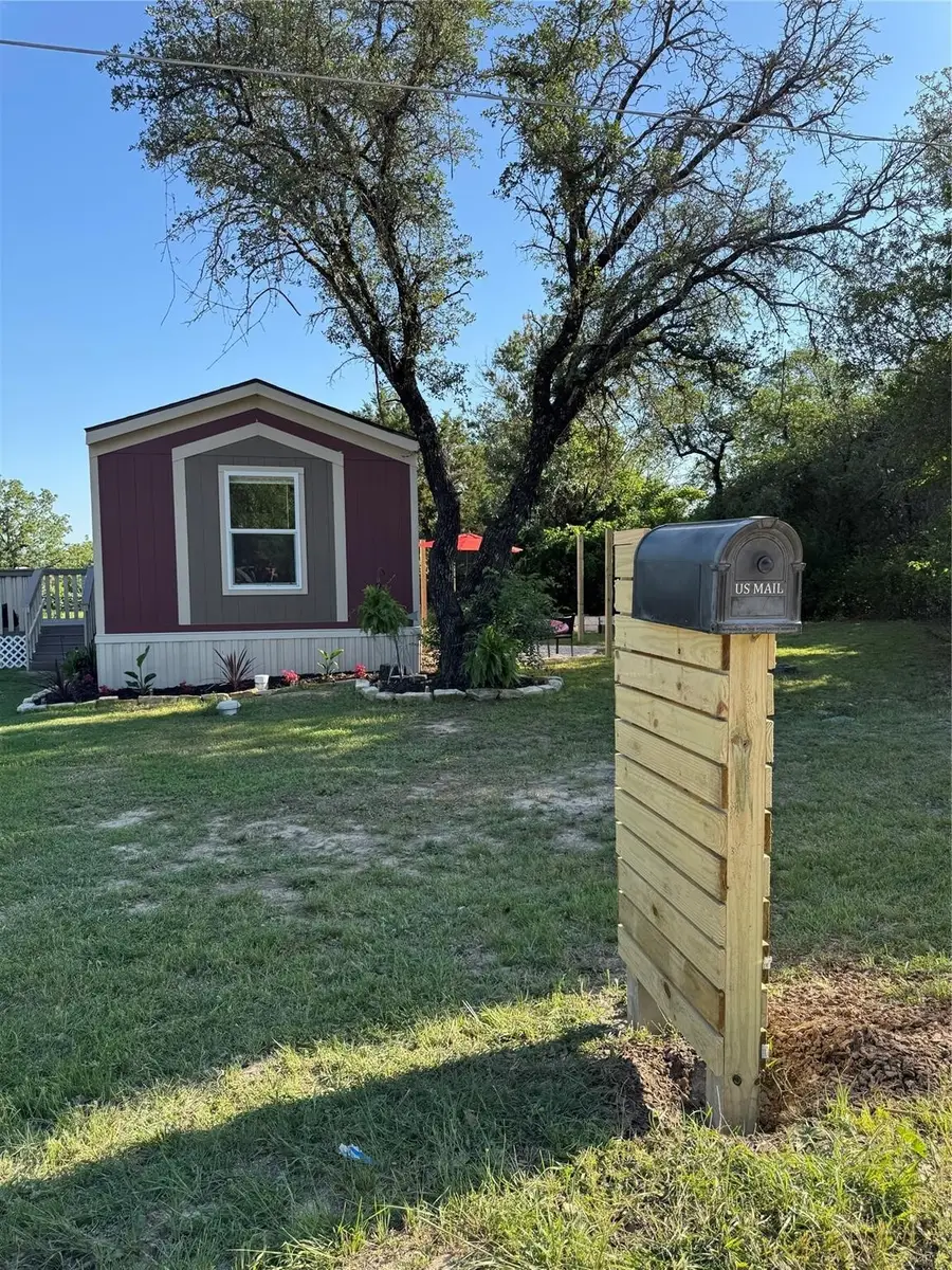 4215 Tennessee Trail, Granbury, TX 76048 - Image #3