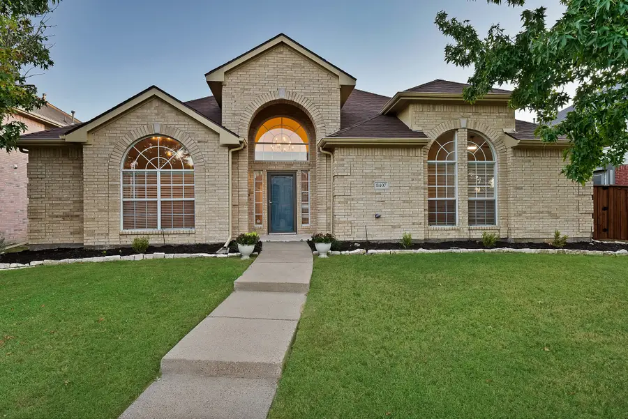 8407 Tanglerose Drive, Frisco, TX 75033 - Image #2