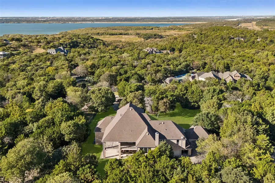 1616 Promontory Drive, Cedar Hill, TX 75104 - Image #2