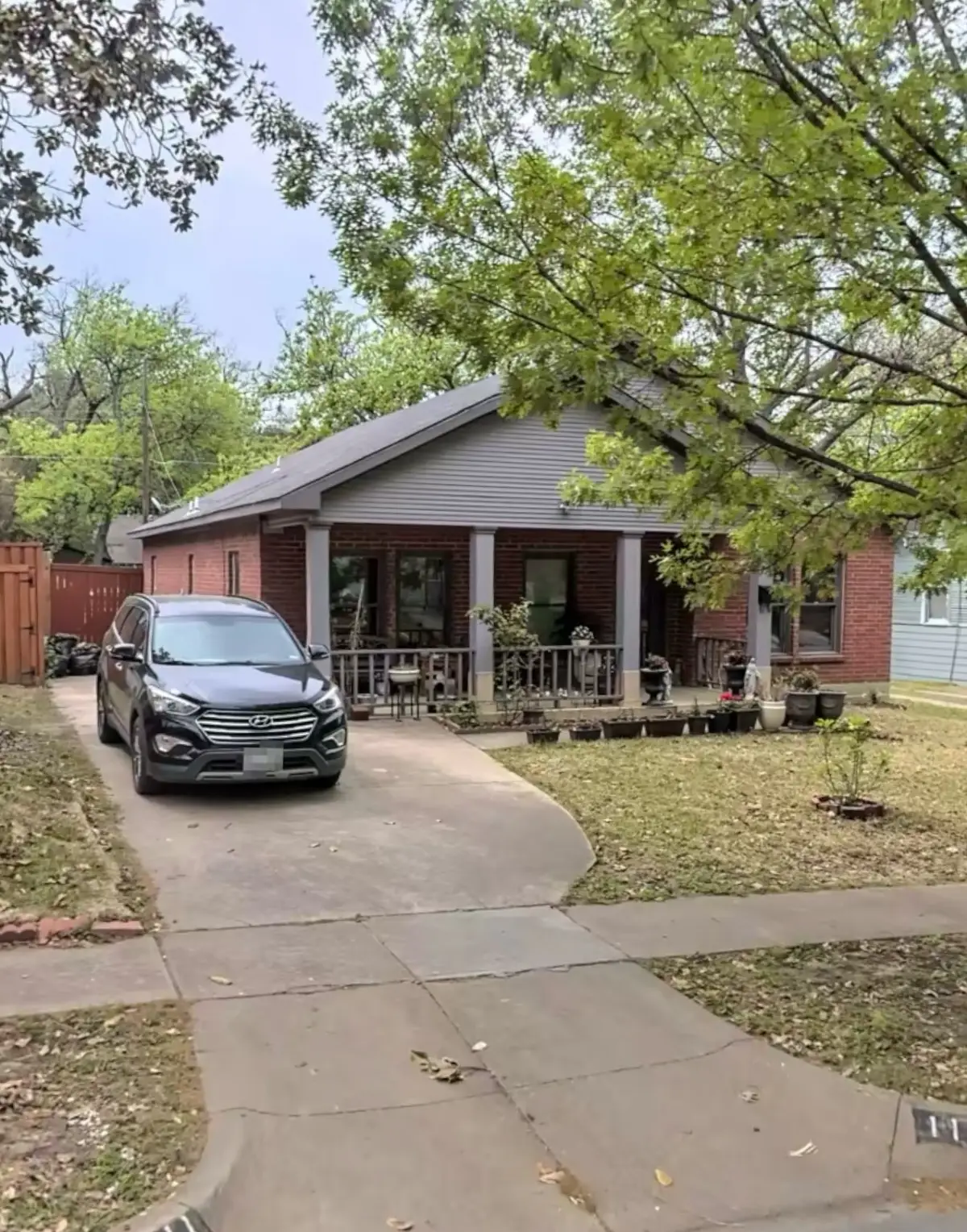 111 N Willomet Avenue, Dallas, TX 75208 - Image #1