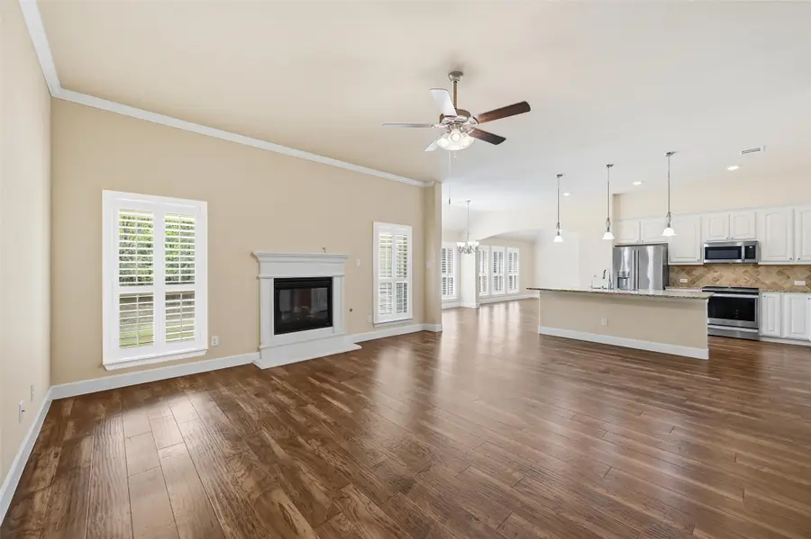 2947 Muirfield Avenue, Grand Prairie, TX 75104 - Image #3