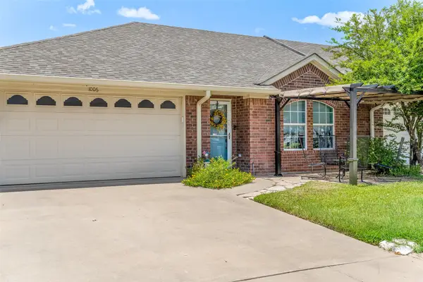 1006 Teresa Court, Granbury, TX 76048