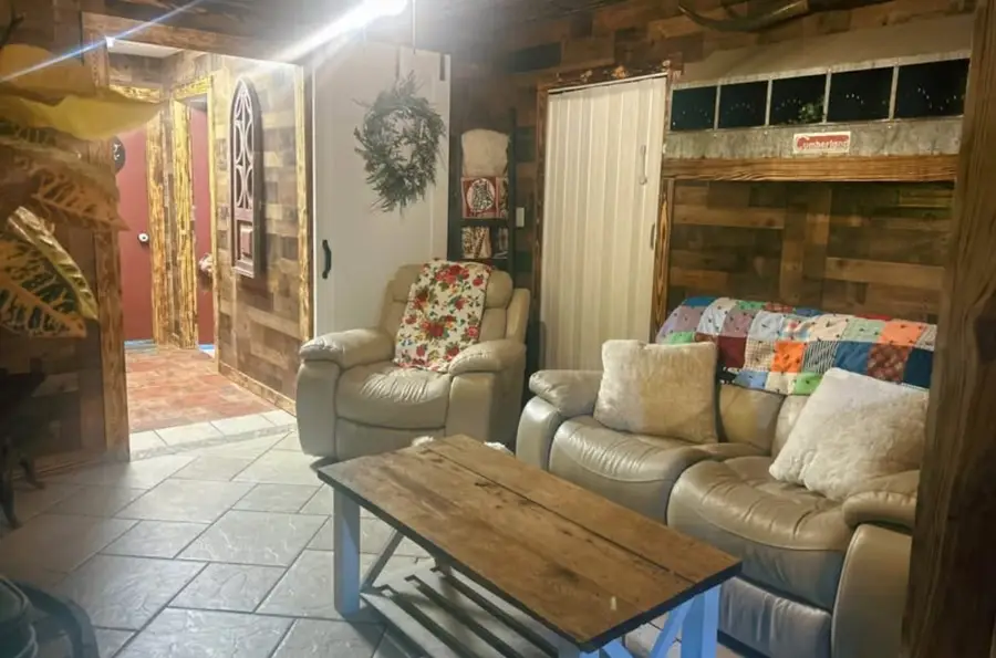 911 Us Highway 59 N, Linden, TX 75563 - Image #3