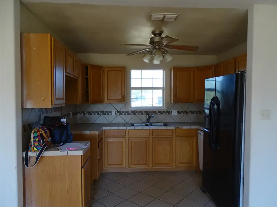 330 Avenue M, Anson, TX 79501 - Image #2