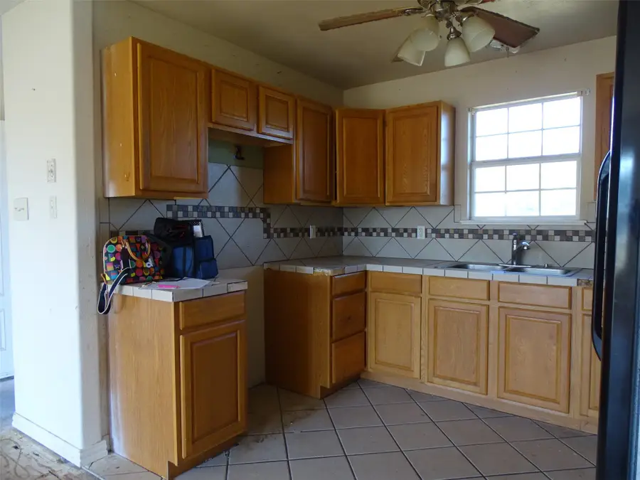 330 Avenue M, Anson, TX 79501 - Image #3