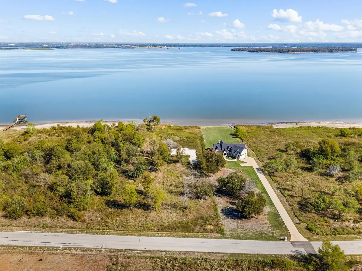 9397 W Shoreline Drive, Kemp, TX 75143 - Image #1