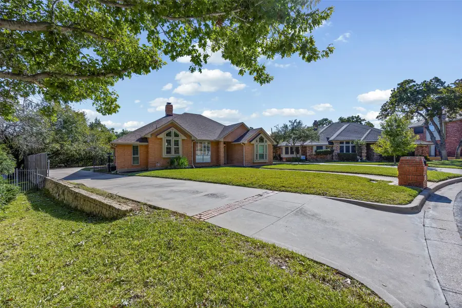 5306 High Trail Court, Arlington, TX 76017 - Image #3