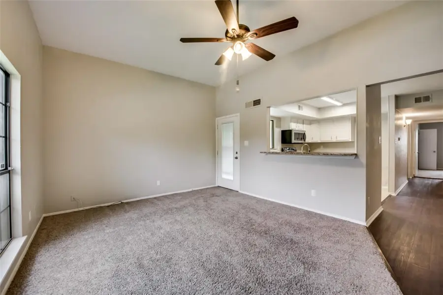 443 Pogue Street, Cedar Hill, TX 75104 - Image #3