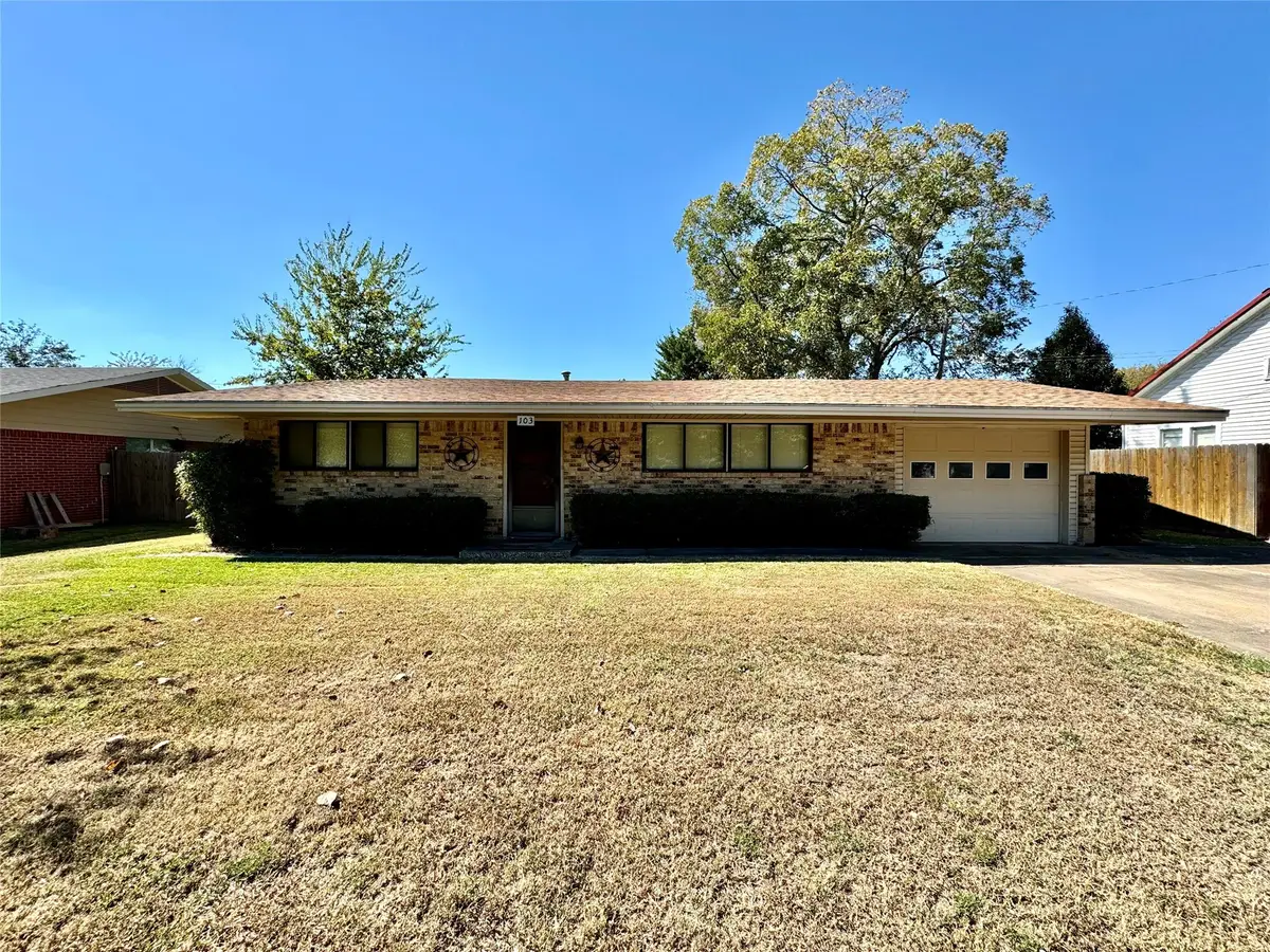 103 Gladys Street, Lone Oak, TX 75453 - Image #1