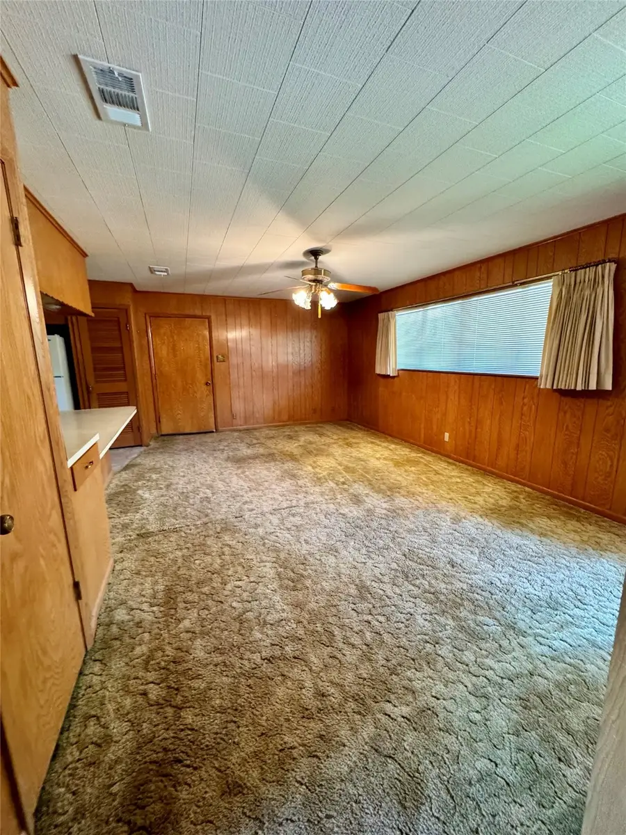 103 Gladys Street, Lone Oak, TX 75453 - Image #3