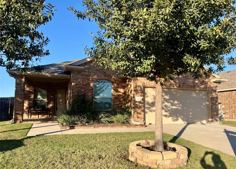 461 Creek Terrace Drive, Saginaw, TX 76131 - Image #2