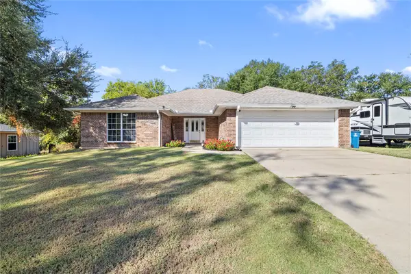 103 Lyle Street, Gladewater, TX 75647