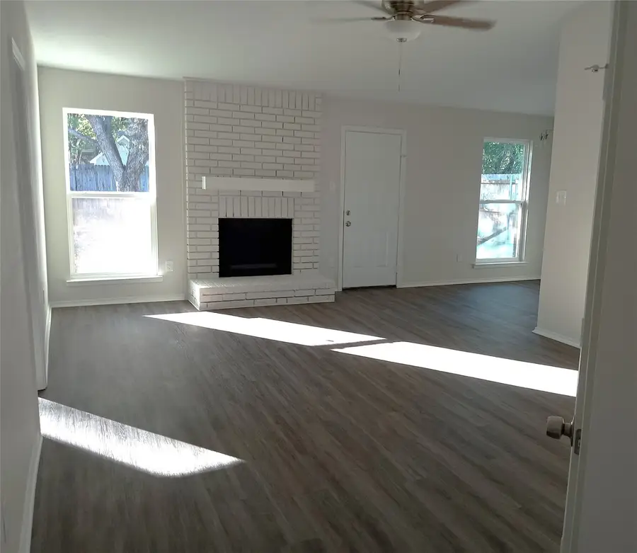 6212 Valley Forge Court, Arlington, TX 76002 - Image #2