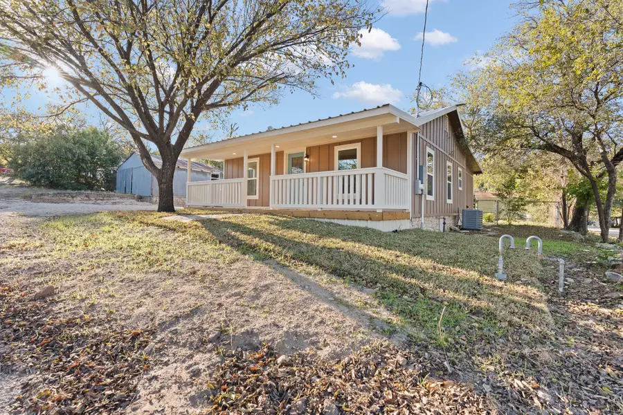 702 Sam Houston, Glen Rose, TX 76043 - Image #2
