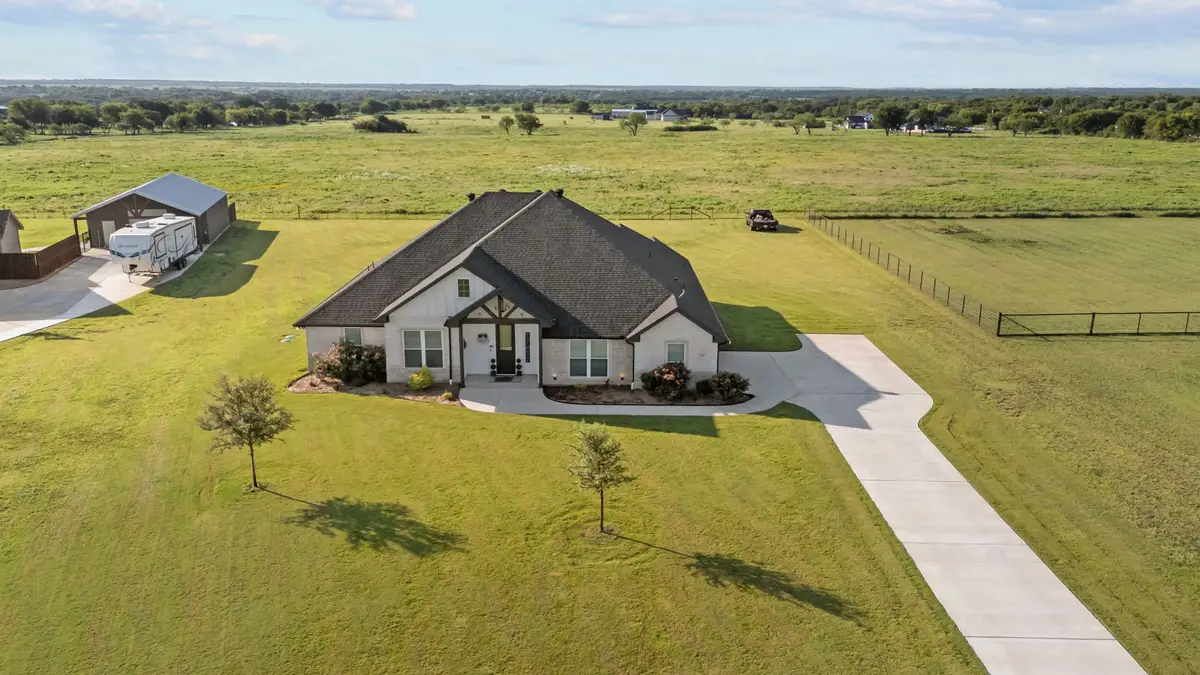 313 Olde Knoll Place, Rio Vista, TX 76093 - Image #1