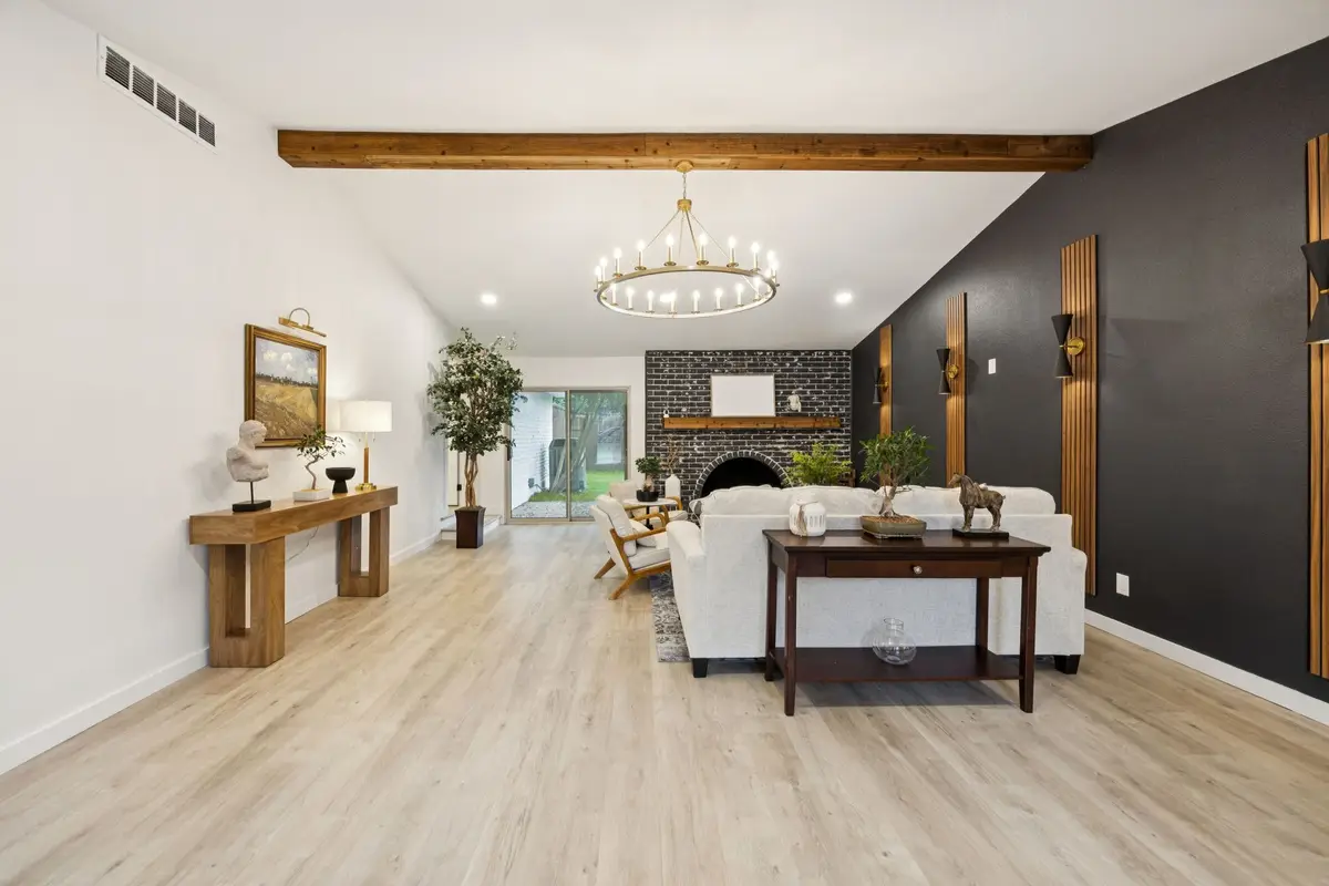 6724 Winterwood Lane, Dallas, TX 75248 - Image #1