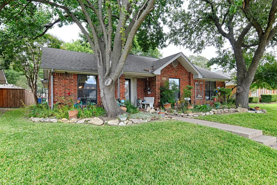 2325 Lancecrest Drive, Garland, TX 75044 - Image #2