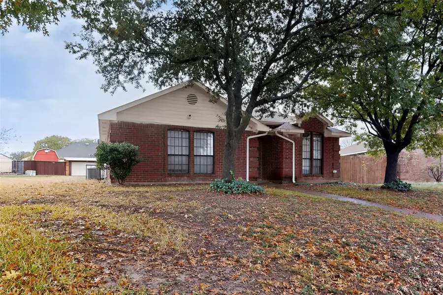 2933 Lawndale Drive, Lancaster, TX 75134 - Image #3