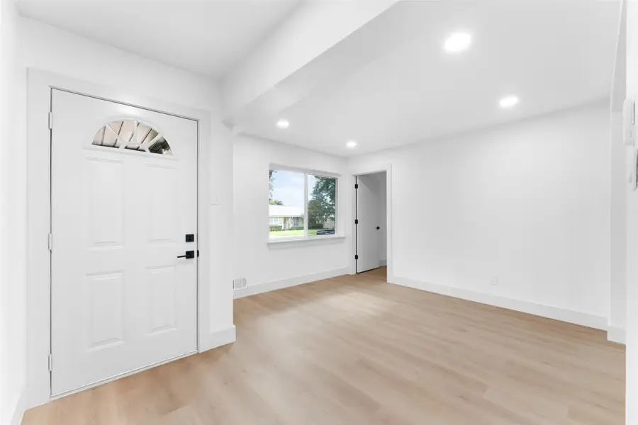 3818 Dartmouth Street, Garland, TX 75043 - Image #3