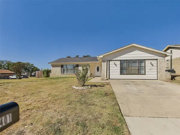 5401 Denise Drive, Haltom City, TX 76148