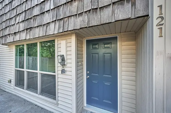 2702 Douglas Avenue #121, Dallas, TX 75219