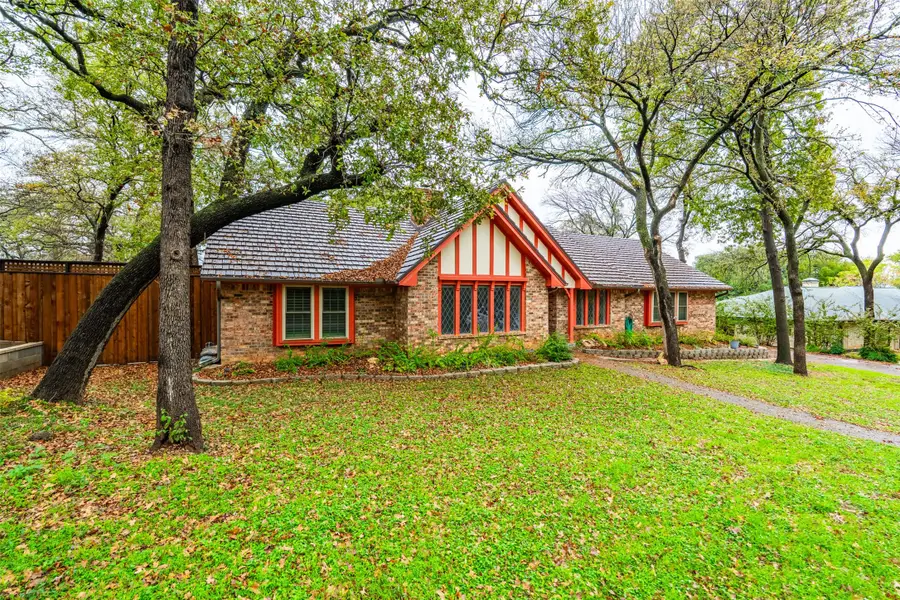 108 Silverleaf Drive, Fort Worth, TX 76112 - Image #3