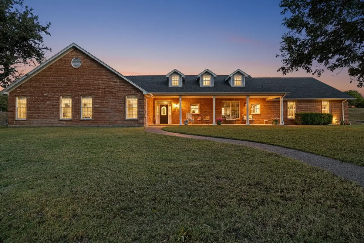 72 Crown Road, Willow Park, TX 76087 - Image #1
