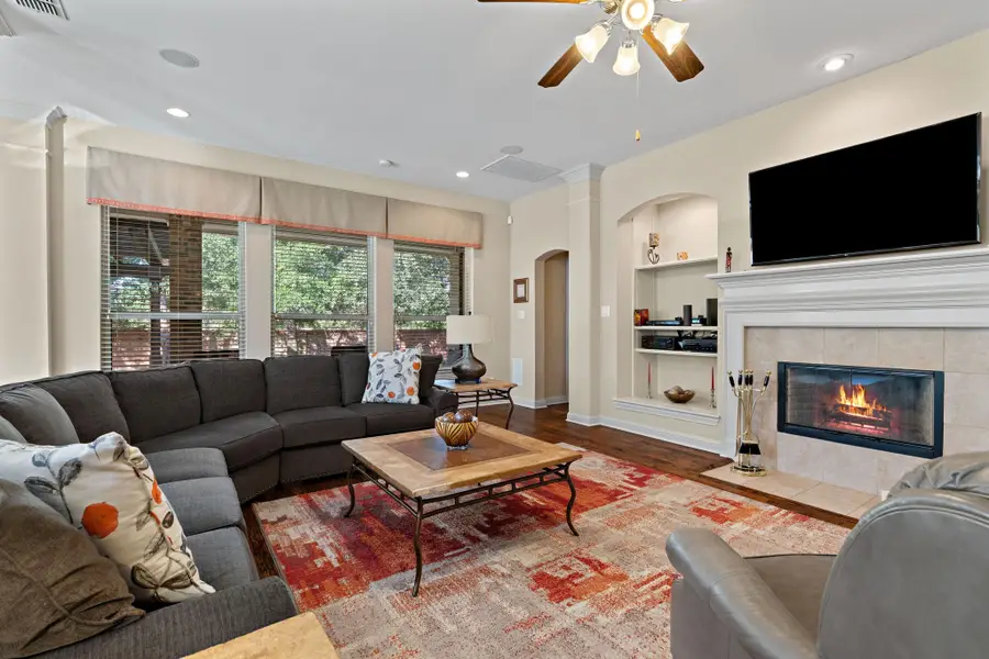 9352 Blanco Drive, Lantana, TX 76226 - Image #2