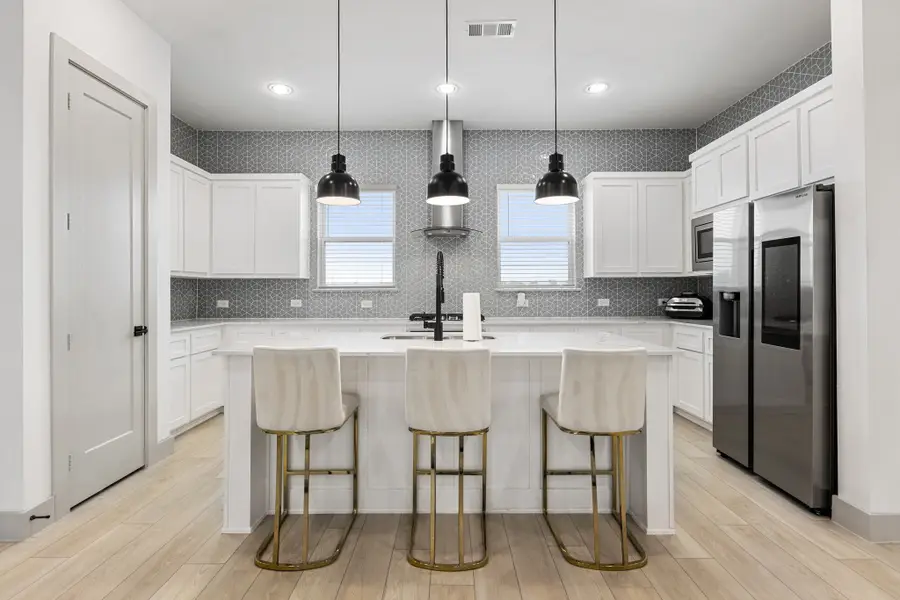 2635 Carmelita Street, Dallas, TX 75212 - Image #3